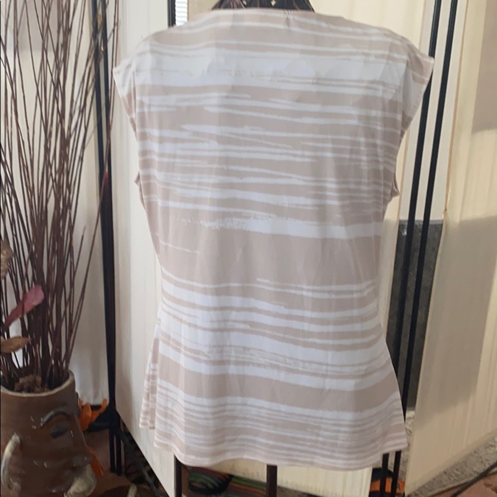 Blouse - Picture 2 of 2